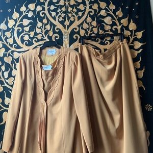 Three piece skirt set